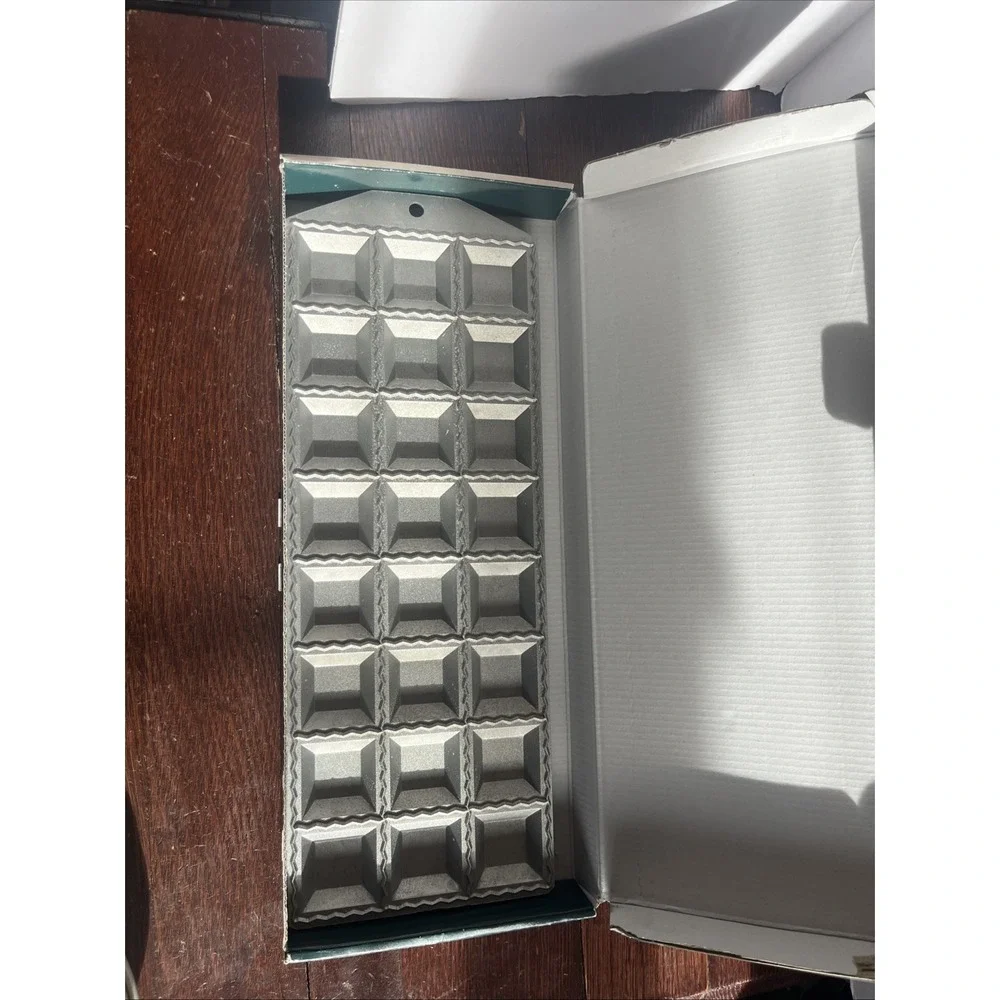 Eppicotispai Aluminum Square Ravioli Mold‎ Made in Italy Open Box Missing Pin